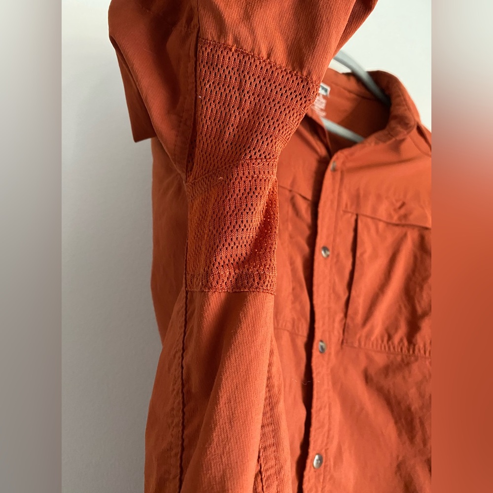 REI Co-op long-sleeve button up shirt in a rust/orange color large - Picture 4 of 10